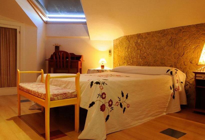 Standard Single Room, Hosteria Solar De Tejada