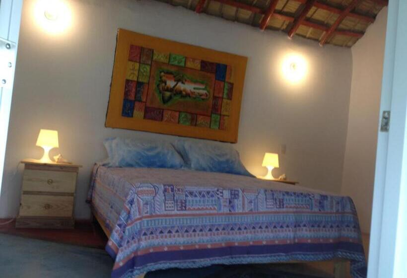 اتاق لوکس با بالکن, Villa La Caleta