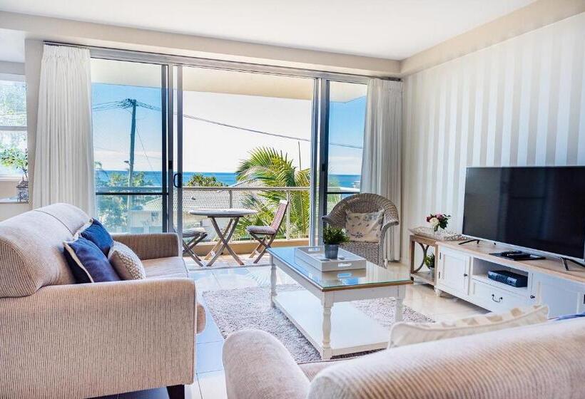 آپارتمان 2 خوابه با چشم‌انداز دریا, Grandview Apartments
