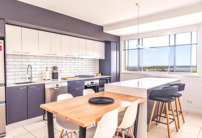 2 Bedrooms Premium Apartment River View, Grandview Apartments