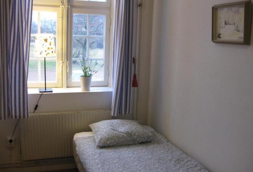 اتاق استاندارد یک تخته با سرویس بهداشتی مشترک, Halmstad Hotell & Vandrarhem Kaptenshamn
