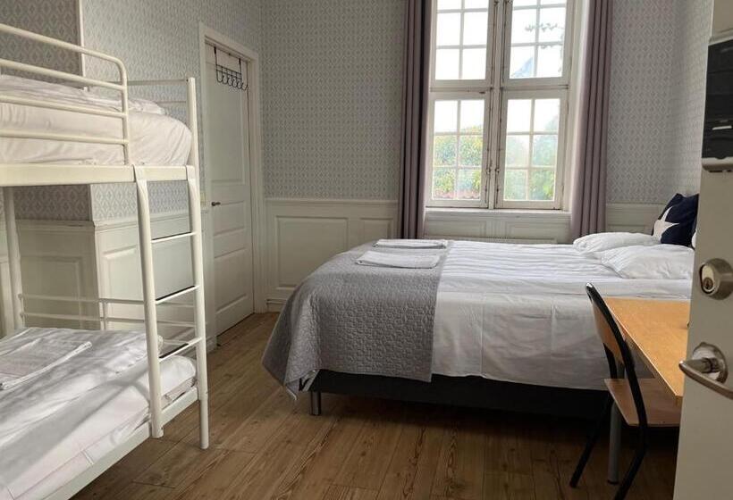اتاق استاندارد چهار تخته, Halmstad Hotell & Vandrarhem Kaptenshamn