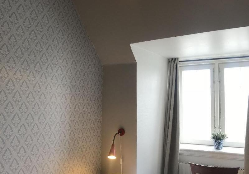 اتاق استاندارد یک نفره, Halmstad Hotell & Vandrarhem Kaptenshamn