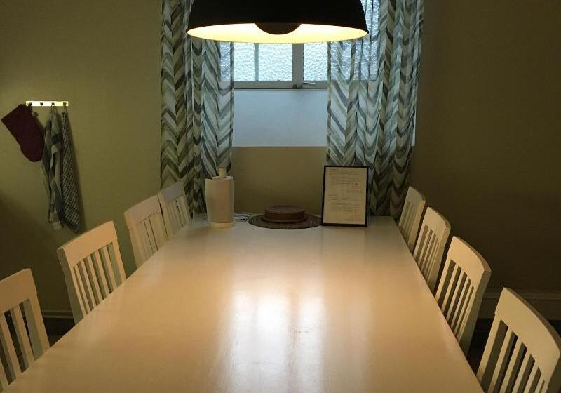 اتاق استاندارد یک نفره, Halmstad Hotell & Vandrarhem Kaptenshamn