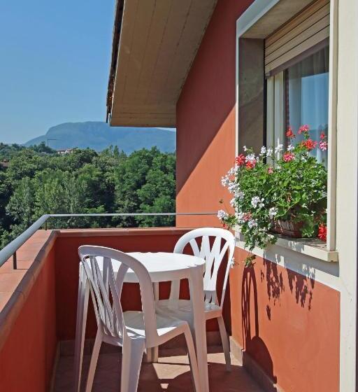 آپارتمان 1 خوابه, La Vignola