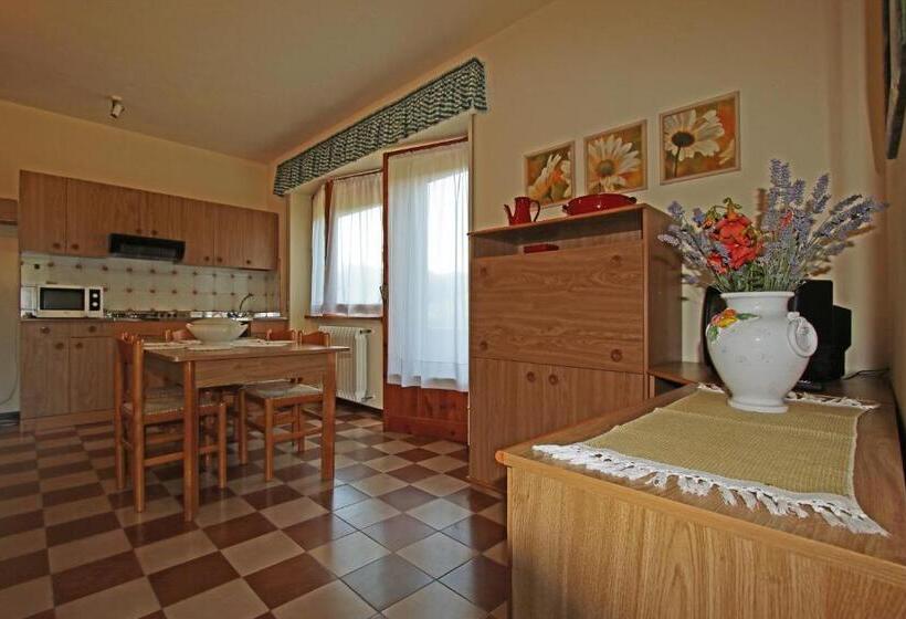 آپارتمان 2 خوابه, La Vignola
