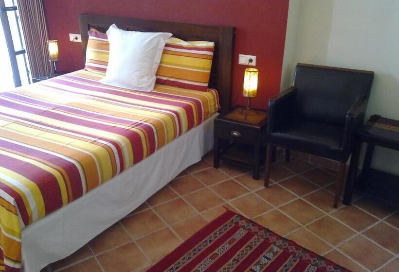 اتاق استاندارد, Boabdil Guesthouse