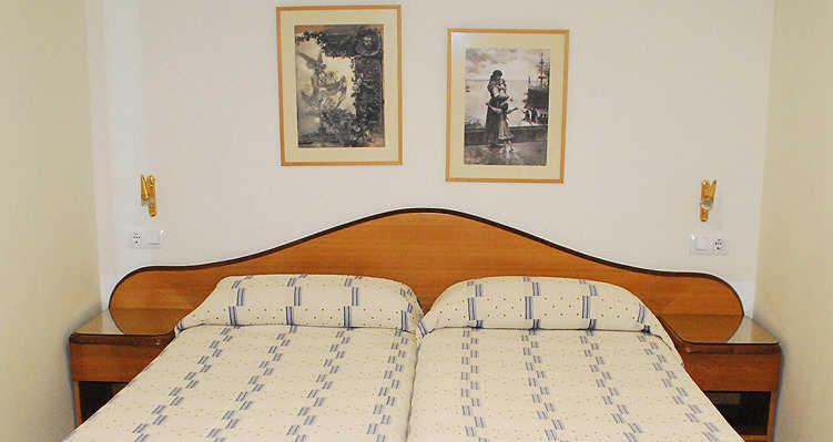 اتاق استاندارد, Hostal La Barretina
