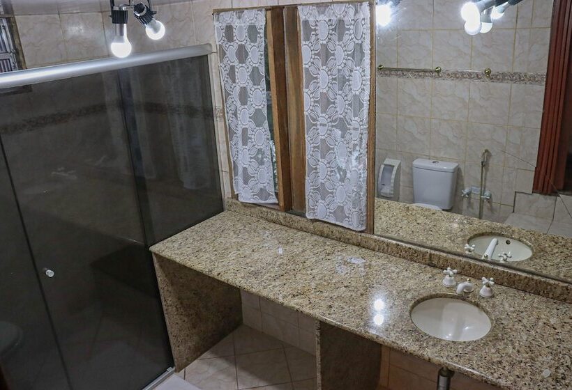 کلبه ییلاقی, Pousada Chalés Do Lago