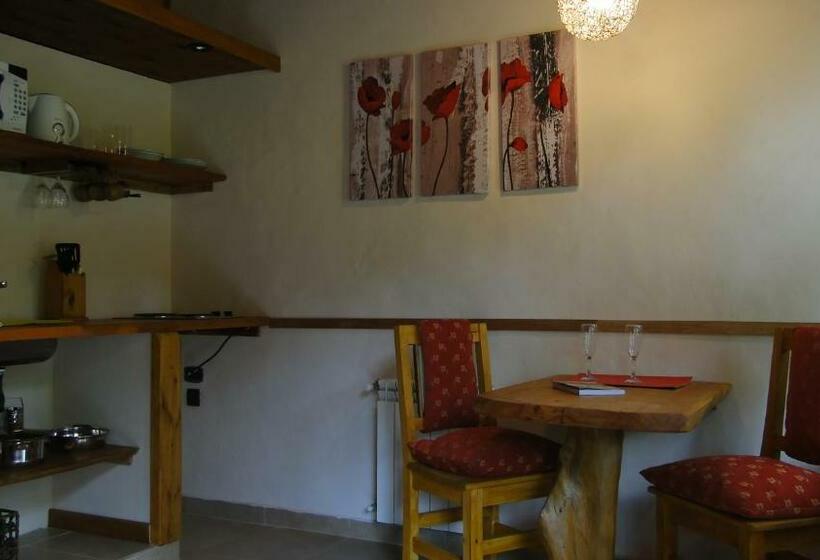 سوییت, Posada Piñen