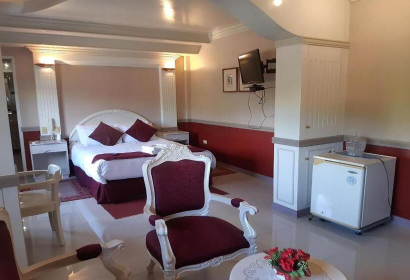 سوییت اجرایی, Sm Travelodge