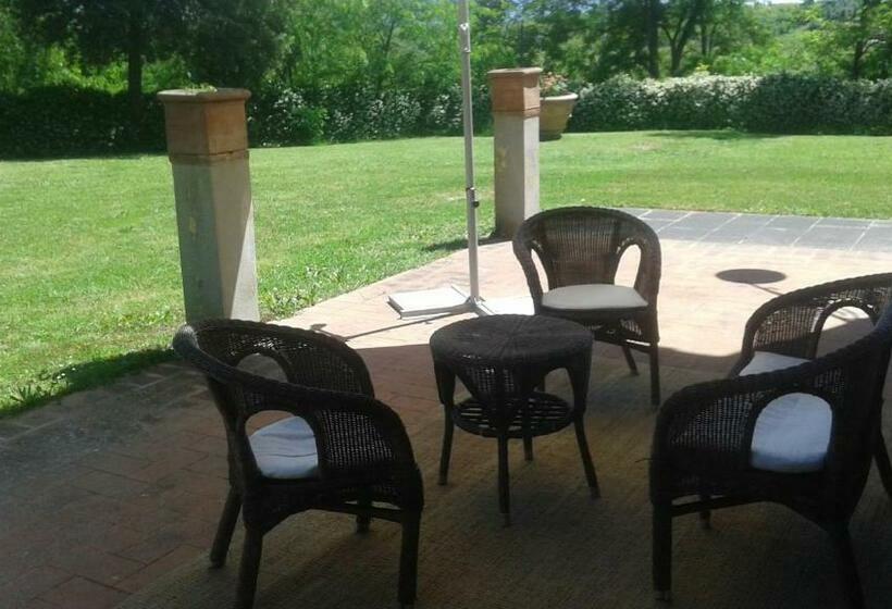 اتاق استاندارد, Agriturismo Fattoria Rozzalupi