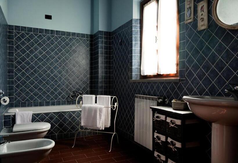 اتاق استاندارد سه نفره, Agriturismo Fattoria Rozzalupi