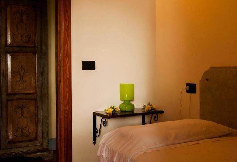 آپارتمان 2 خوابه با تراس, Agriturismo Fattoria Rozzalupi