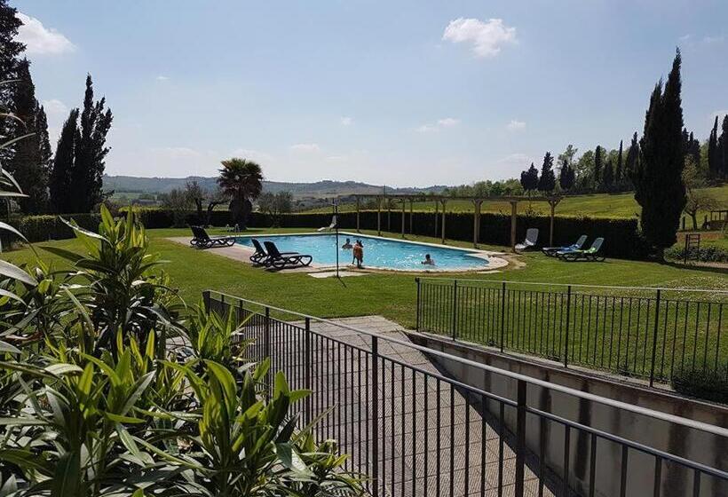 آپارتمان 2 خوابه با تراس, Agriturismo Fattoria Rozzalupi