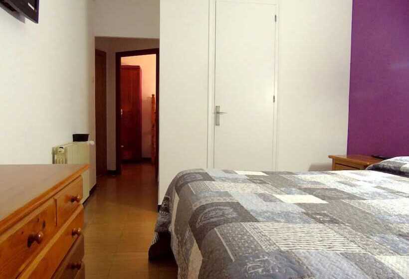 اتاق خانوادگی, Pensió I Apartament Torrent
