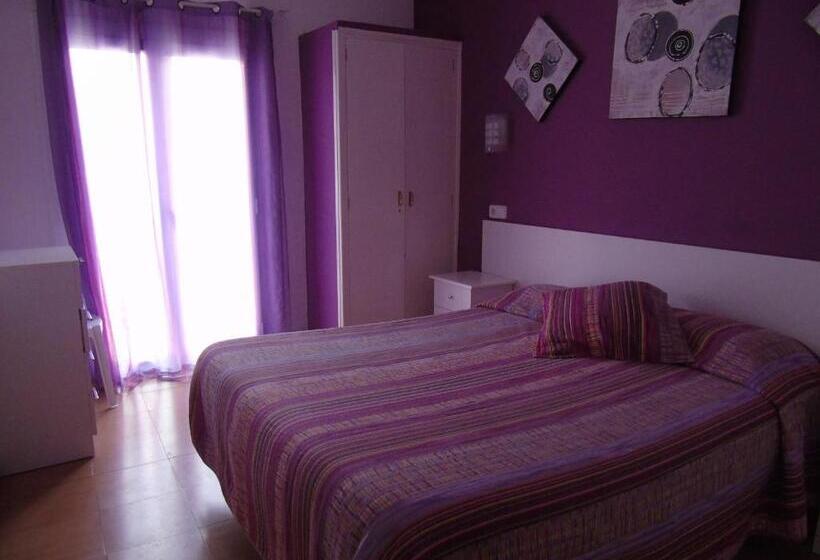 اتاق استاندارد با بالکن, Pensió I Apartament Torrent