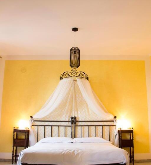 اتاق استاندارد, L'aromatario