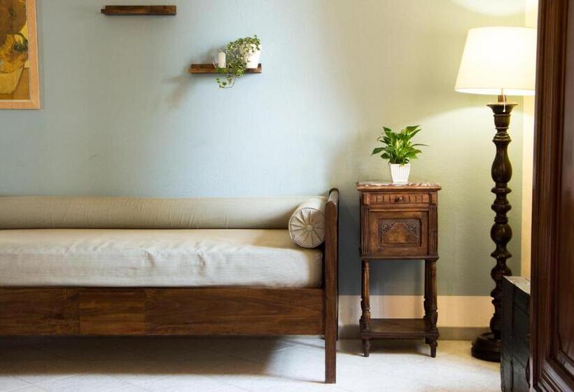 اتاق استاندارد, L'aromatario