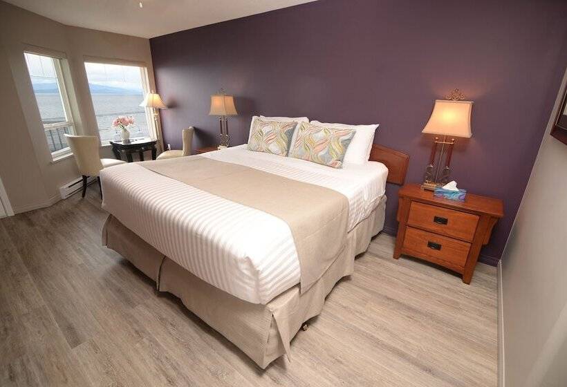 اتاق لوکس با بالکن و چشم‌انداز دریا, Casa Grande Inn