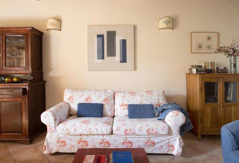 2 Bedroom Apartment Garden View, La Fattoria Del Rio Di Sopra   Agriturismo Baldeschi