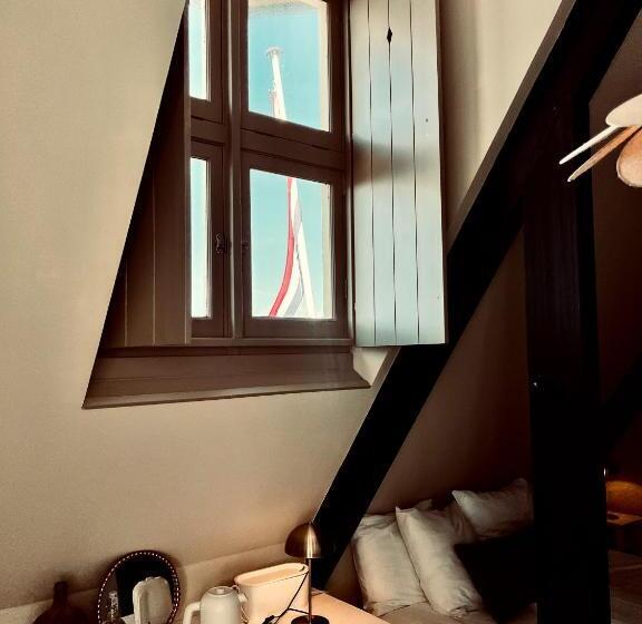 اتاق کلاسیک, Het Oude Raadhuis