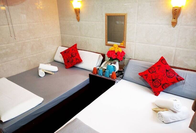 اتاق استاندارد سه نفره, City Hk Guest House Block E