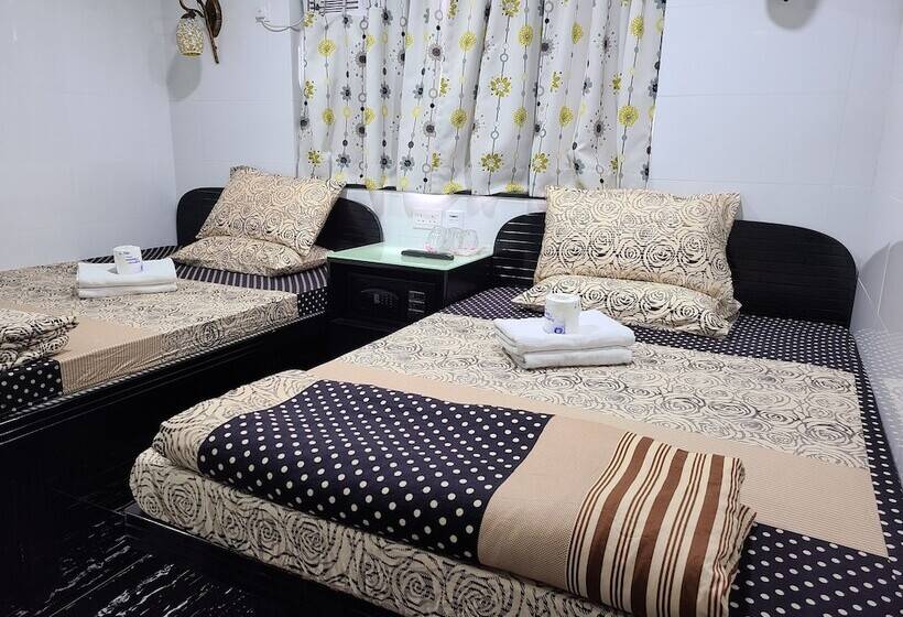 اتاق استاندارد سه نفره, City Hk Guest House Block E