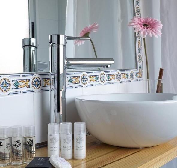 اتاق استاندارد سه نفره, Hostal Victoria