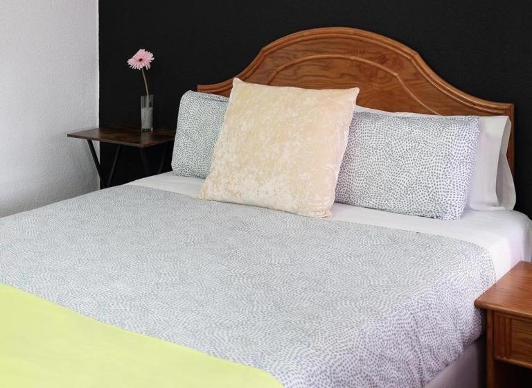 اتاق استاندارد, Hostal Victoria