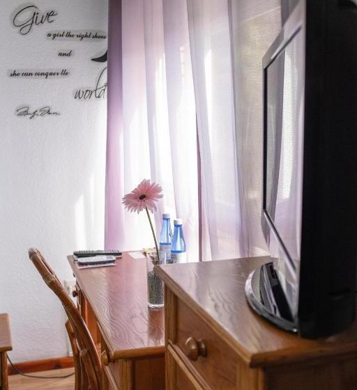 اتاق استاندارد, Hostal Victoria