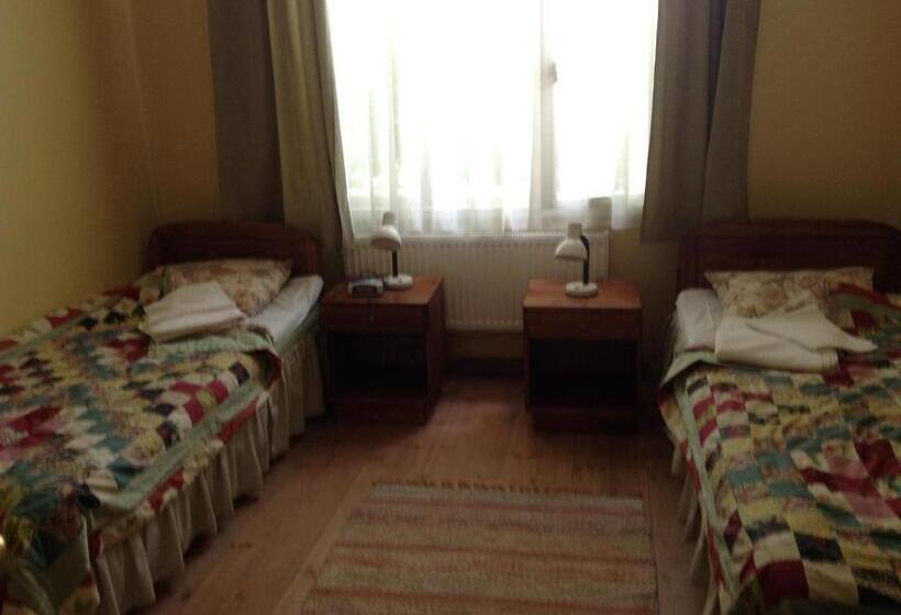 اتاق استاندارد, Kastani Home Accommodation
