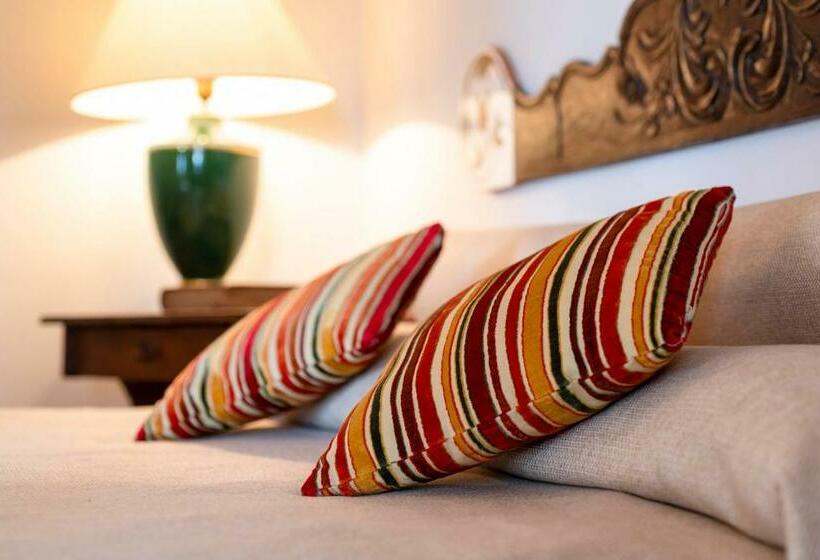 اتاق استاندارد, Agriturismo La Rombaia