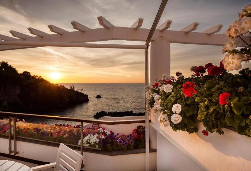 3 Bedroom Deluxe Apartment Sea View, Ischia Blu Resort