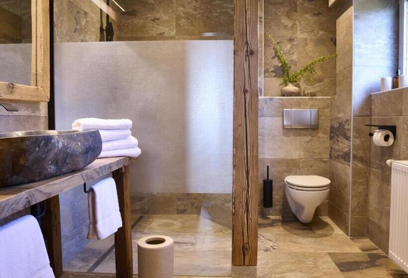 آپارتمان 2 خوابه با بالکن, Garni Buchenhof