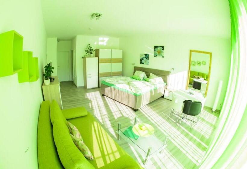 اتاق لوکس, Gästehaus Haiminger Ehemalig Schmelz