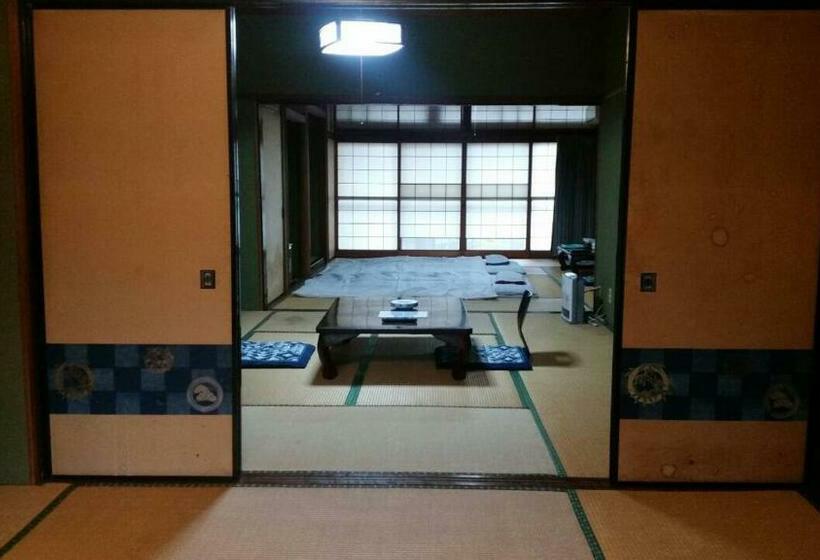 Quarto Quádruplo Estandar, Tobaya Ryokan