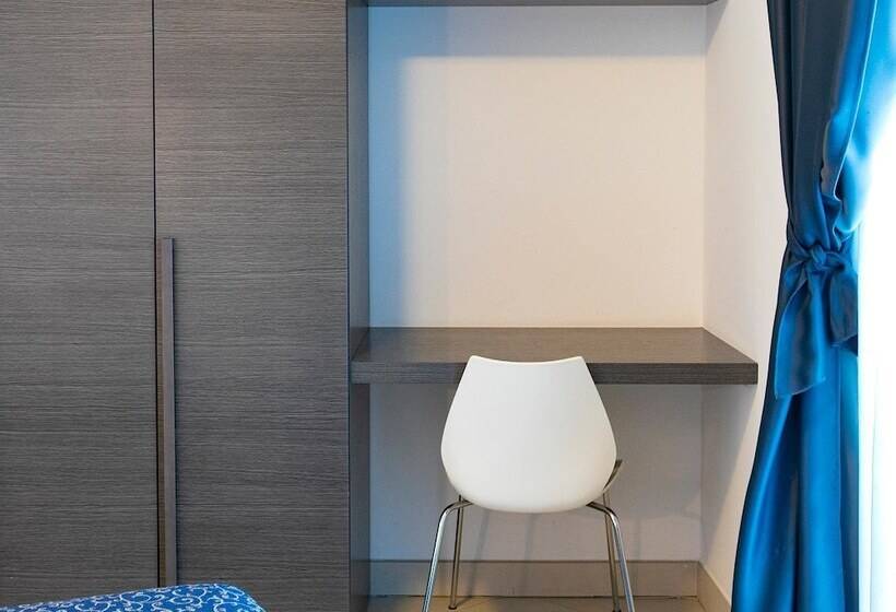 Economy Studio, Residence Mareamare