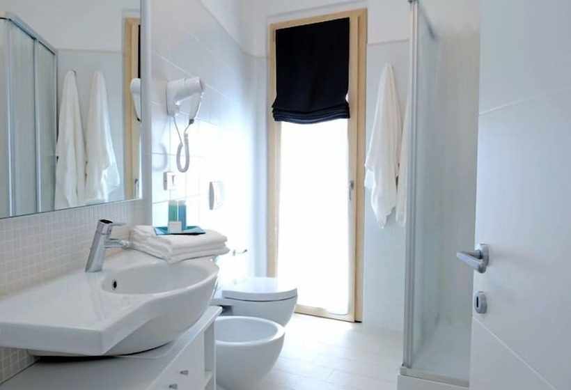 آپارتمان 1 خوابه با بالکن و چشم‌انداز دریا, Residence Mareamare