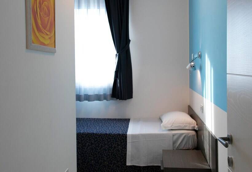 آپارتمان ممتاز دوخوابه رو به دریا, Residence Mareamare