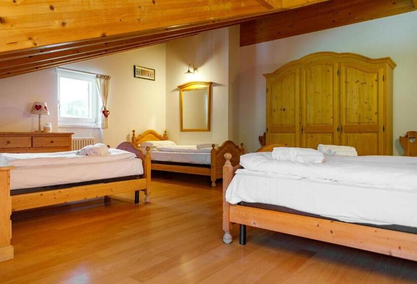 اتاق دوبلکس, Residence Stella