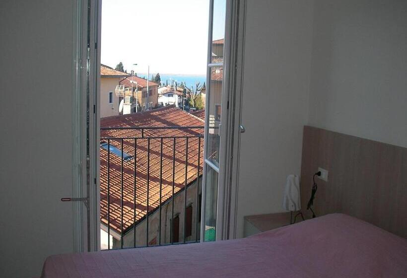 آپارتمان 1 خوابه با چشم‌انداز باغ, Residence Villa Susy