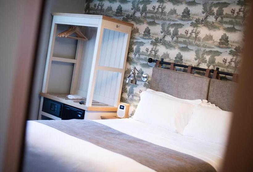 اتاق لوکس, Cromwell Arms Country Pub With Rooms