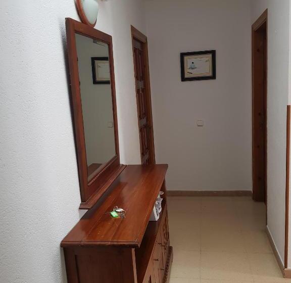 Cameră Standard cu Terasă, Hostal Ondina