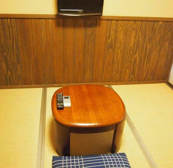 اتاق اکونومی با حمام مشترک, Family Ryokan Kawakyu With Showa Retro, Private Hot Spring