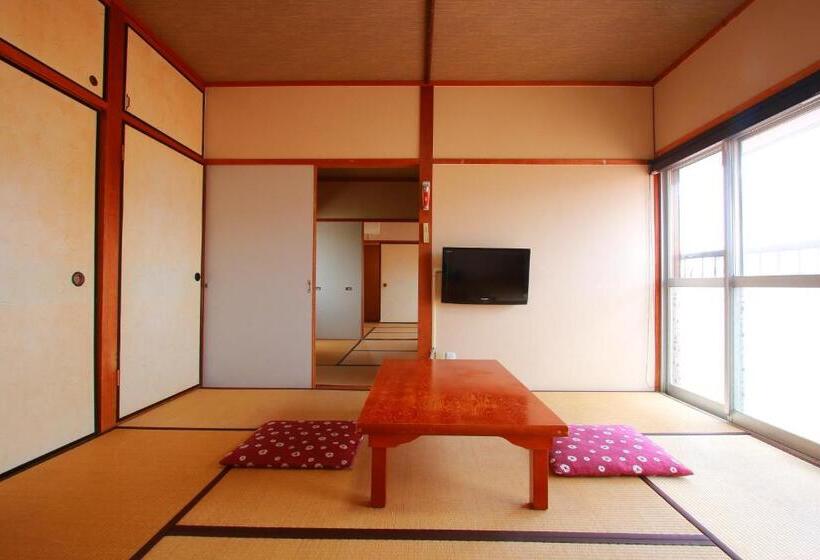 اتاق خانوادگی با سرویس بهداشتی مشترک, Family Ryokan Kawakyu With Showa Retro, Private Hot Spring