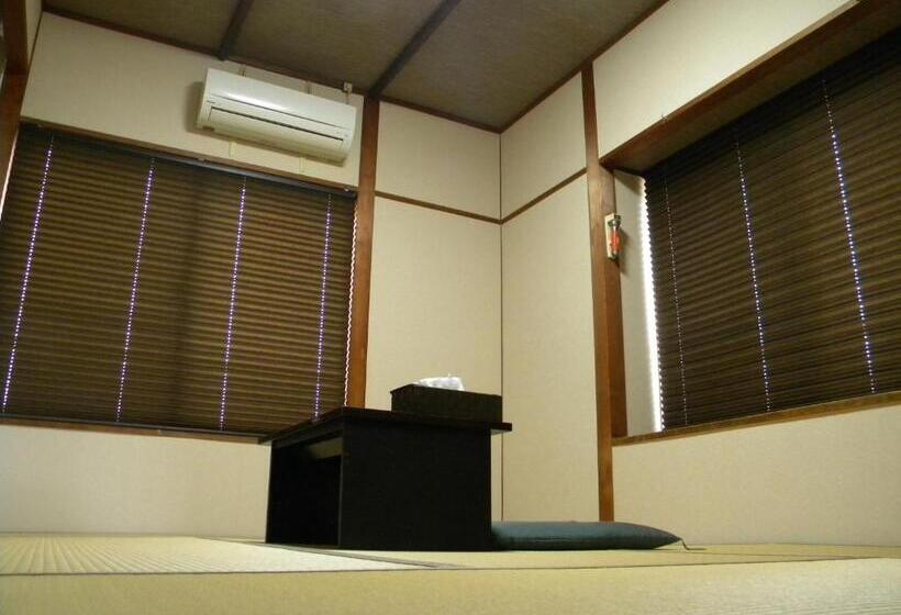 اتاق اکونومی با حمام مشترک, Family Ryokan Kawakyu With Showa Retro, Private Hot Spring