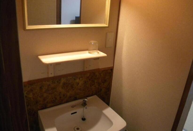 اتاق اکونومی با حمام مشترک, Family Ryokan Kawakyu With Showa Retro, Private Hot Spring