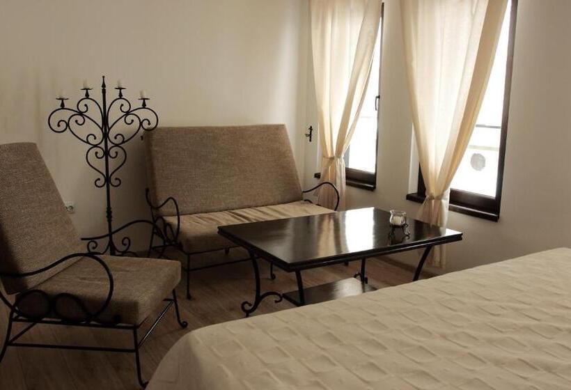 اتاق استاندارد سه نفره, Guesthouse Koliovata Kashta