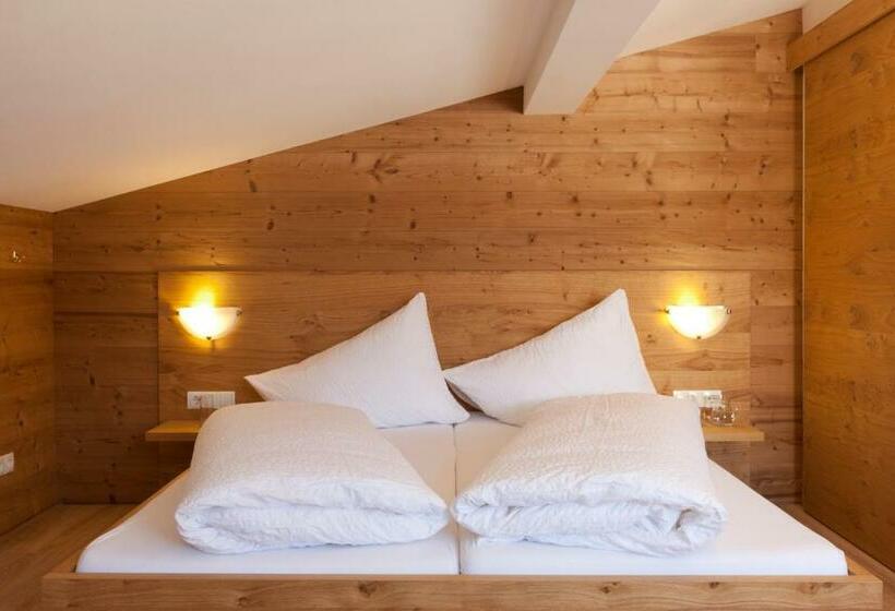 اتاق خانوادگی, Hochjochstöbli B&b Alpine Easy Stay